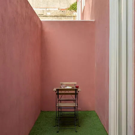 The Hideaway, 2 Bed Urban Terrace Lejlighed