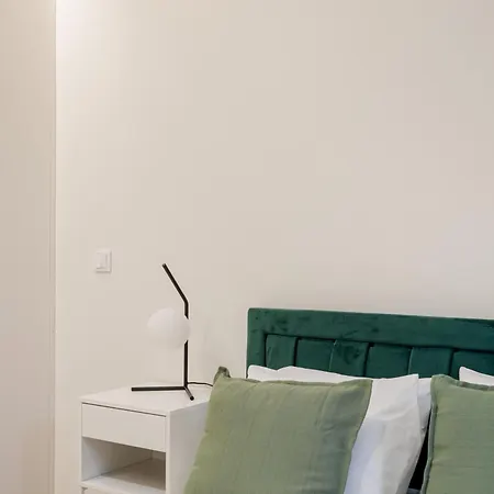 The Hideaway, 2 Bed Urban Terrace Lejlighed