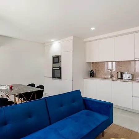 Apartment The Hideaway, 2 Bed Urban Terrace Lisbon